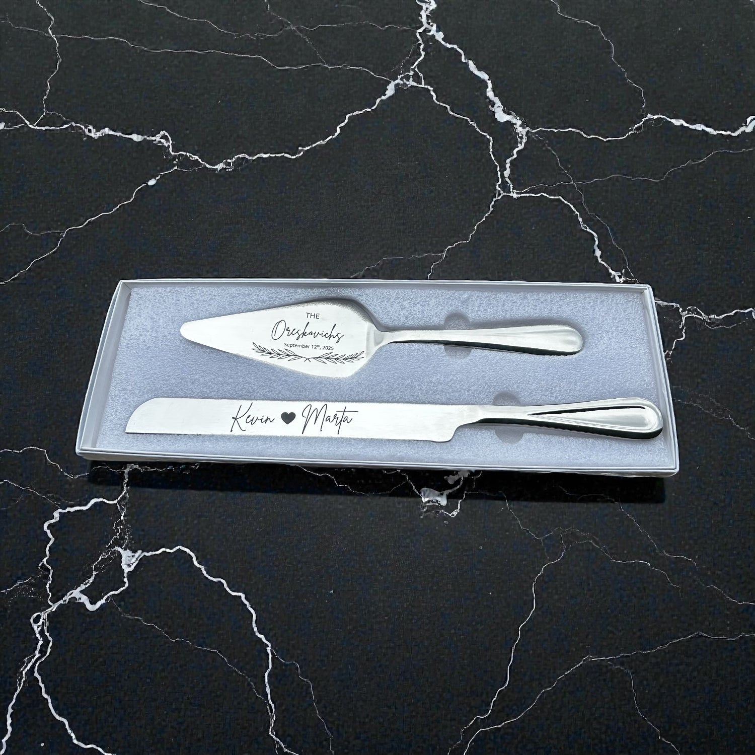Custom Engraved Cake Cutter Set