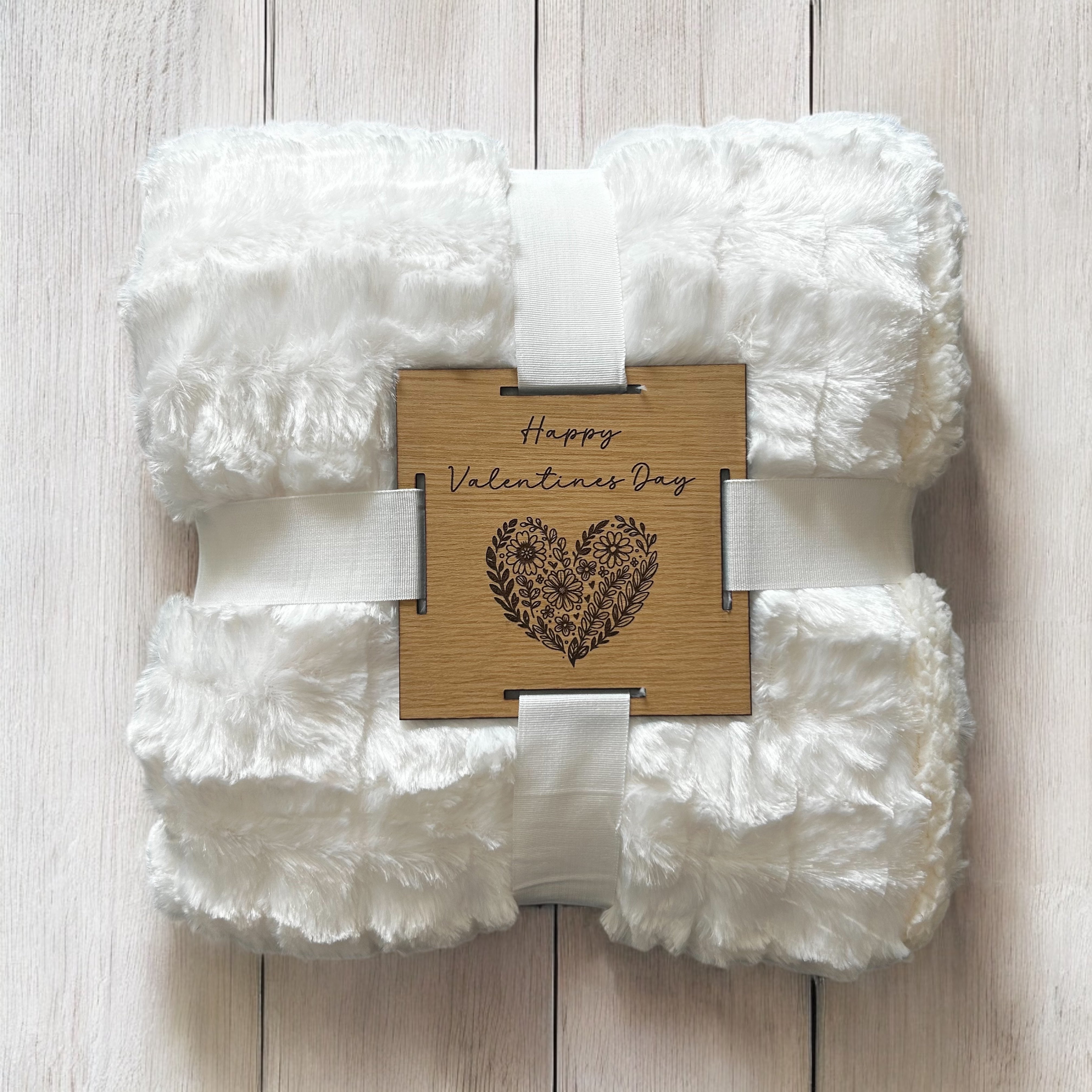 Custom Engraved Wood Blanket Tag with Throw Blanket - 50" x 60"