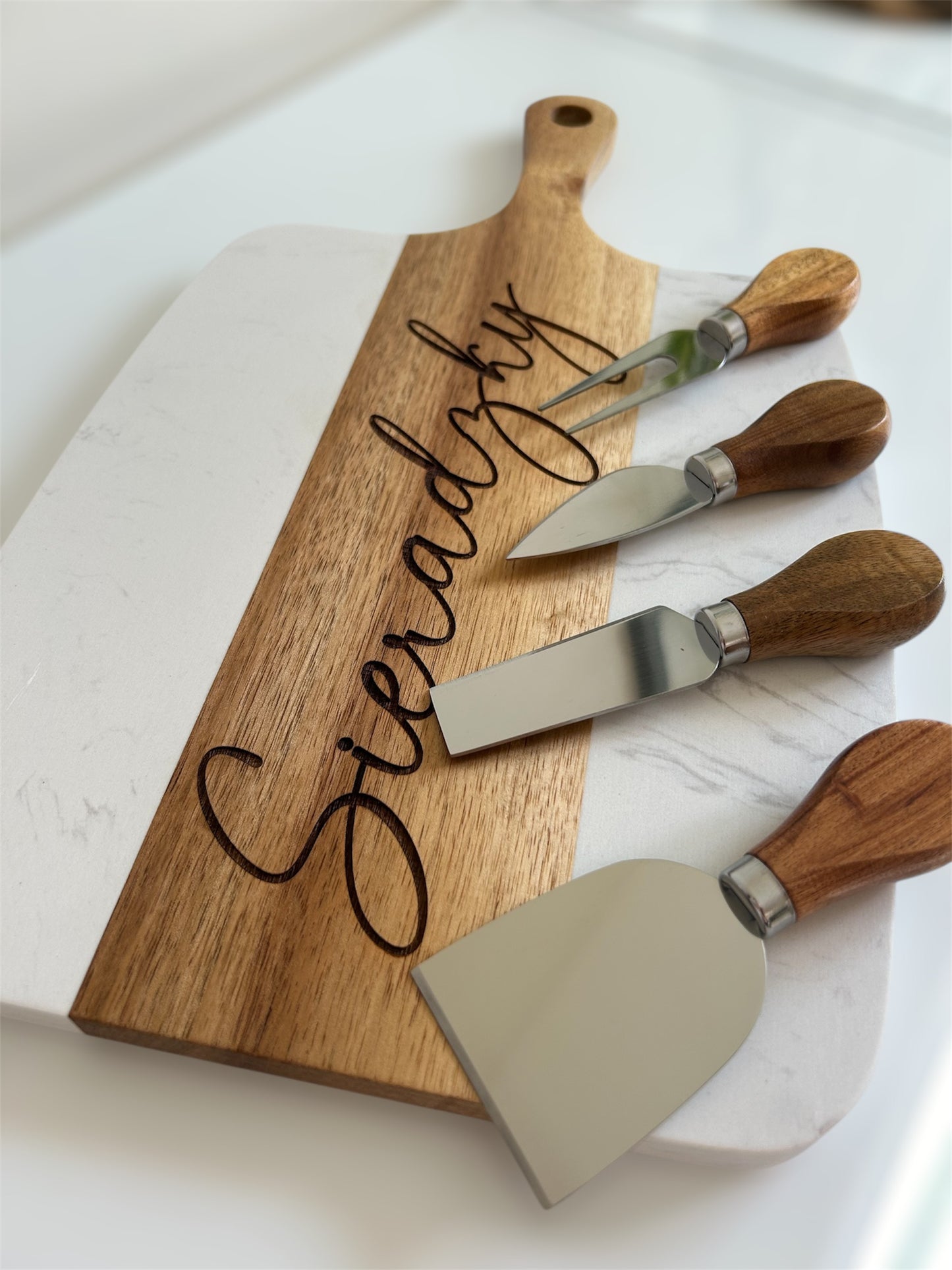 Personalized Marble Charcuterie Board Set – Custom Engraved 5-Piece Gift